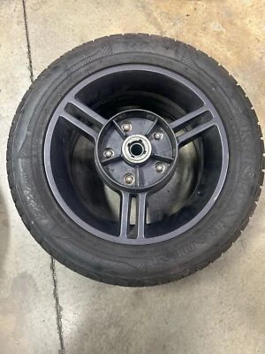 2012-2015 CAN-AM SPYDER RS RT OEM REAR WHEEL & TIRE WITH HUBS Foto 1 de 4