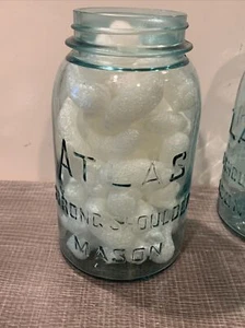 VINTAGE GREEN BLUE ATLAS STRONG SHOULDER QUART CANNING JAR NO LID #2 - Picture 1 of 10