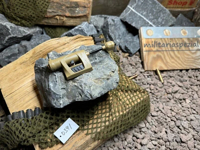 Princeton Tec Charge LED Helmlampe weiss/rot /blau/ IRR RAIL System FMI  #0391 - Bild 1 von 4