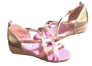 CRAZY 8-Strappy Open-toe Strappy Sandals with Braided Wedge Heel Toddler Size: 9 - Picture 1 of 6