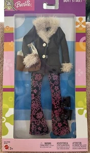 2003 Mattel Barbie Beat Street Fashion Outfit B8239 RARE HTF New - Picture 1 of 2