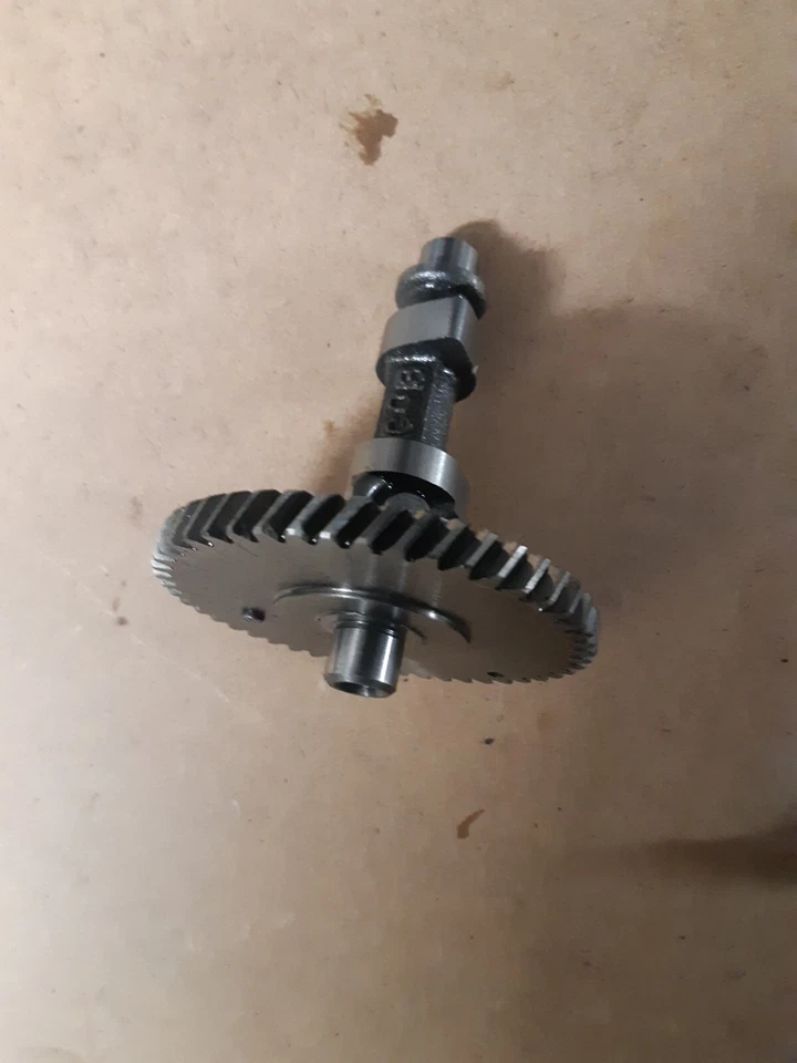 arbre a came de moteur honda gx160  gcaak-1022955 - 	14100-ZE1-812 - Photo 1/1