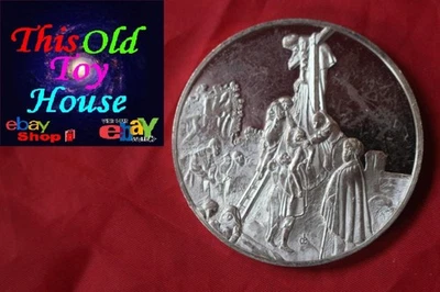 STERLING SILVER ROUND DESCENT FROM THE CROSS REMBRANDT 2.105 TROY OZ SILVR - Image 1 of 4