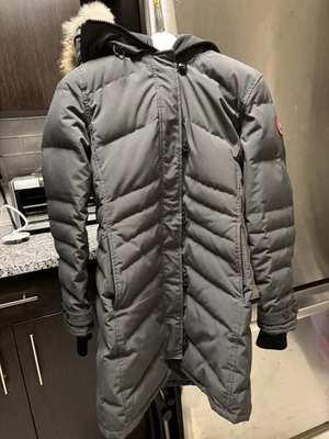 Parka para mujer Canada Goose Lorette Heritage, grafito/gris, talla L Foto 1 de 4