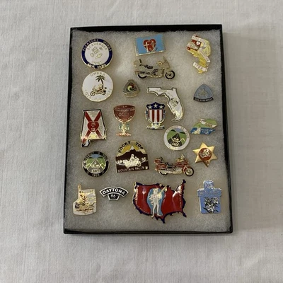 Винтажный мотоцикл тур значки булавки лот из 21 1986 отличном состоянии - Изображение 1 из 4