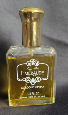 Vintage Emeraude Feminino Colônia Spray Perfume da Coty 1,75 FL. oz e colar - Imagem 1 de 4