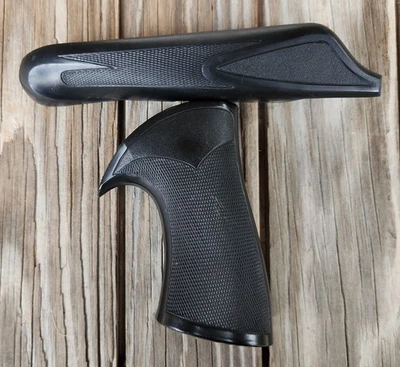 Empuñadura y guardabarros de presentación Thompson Center T/C Contender Pachmayr con tornillos  Foto 1 de 4