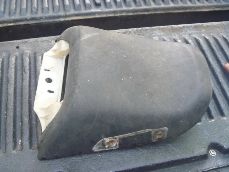 Assento traseiro de passageiro fabricante de equipamento original 88-97 Kawasaki ZX600 Ninja 600R  - Imagem 1 de 2