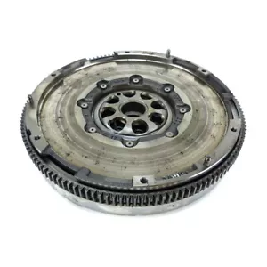 Skoda Superb III 3V Flywheel 1,8T TFSI 6 Speed 06L105266AL - Picture 1 of 2