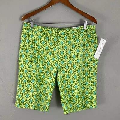 全新 Coldwater Creek 49 美元 Sateen La Playa 短裤 尺寸 12 绿色几何自然贴合 — 第 1/4 张图片