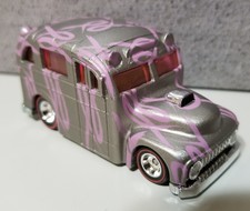 Hot Wheels Hw School Busted Cgs Kustoms, Breast Cancer Ribbon