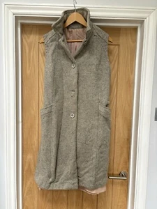 Vintage C&A Cardigan Long Overcoat Pure New Wool Sleeveless Grey Collar Size 18 - Picture 1 of 20