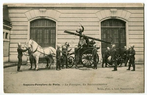 CPA 75 SAPEURS-POMPIERS DE PARIS - Le Fourgon en reconnaissance. - Imagen 1 de 2