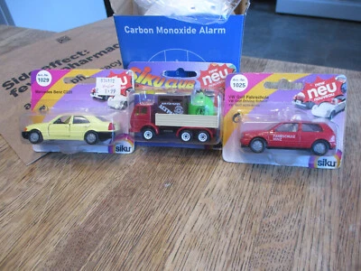Lote de 3 coches y camiones Siku semi vintage importados Inglaterra VW Golf Mercedez Foto 1 de 4