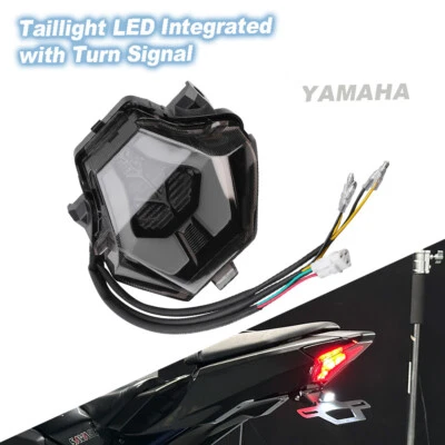 Luz trasera LED integrada con intermitente para Yamaha FZ07 MT-07 MT-03 YZF R25 R3 Foto 1 de 4