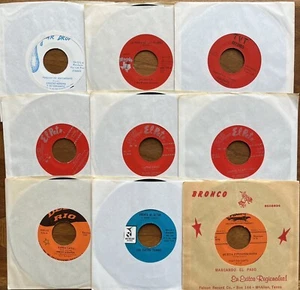 Lot 9 Tejano 45s TEX-MEX NOS M- conjunto TX El Pato Falcon Cantu TEAR DROP TVT - Imagen 1 de 1