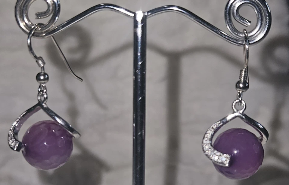 Orecchini in Agata Fucsia Tinta, Swarovsky e Argento 925  - Immagine 1 di 1