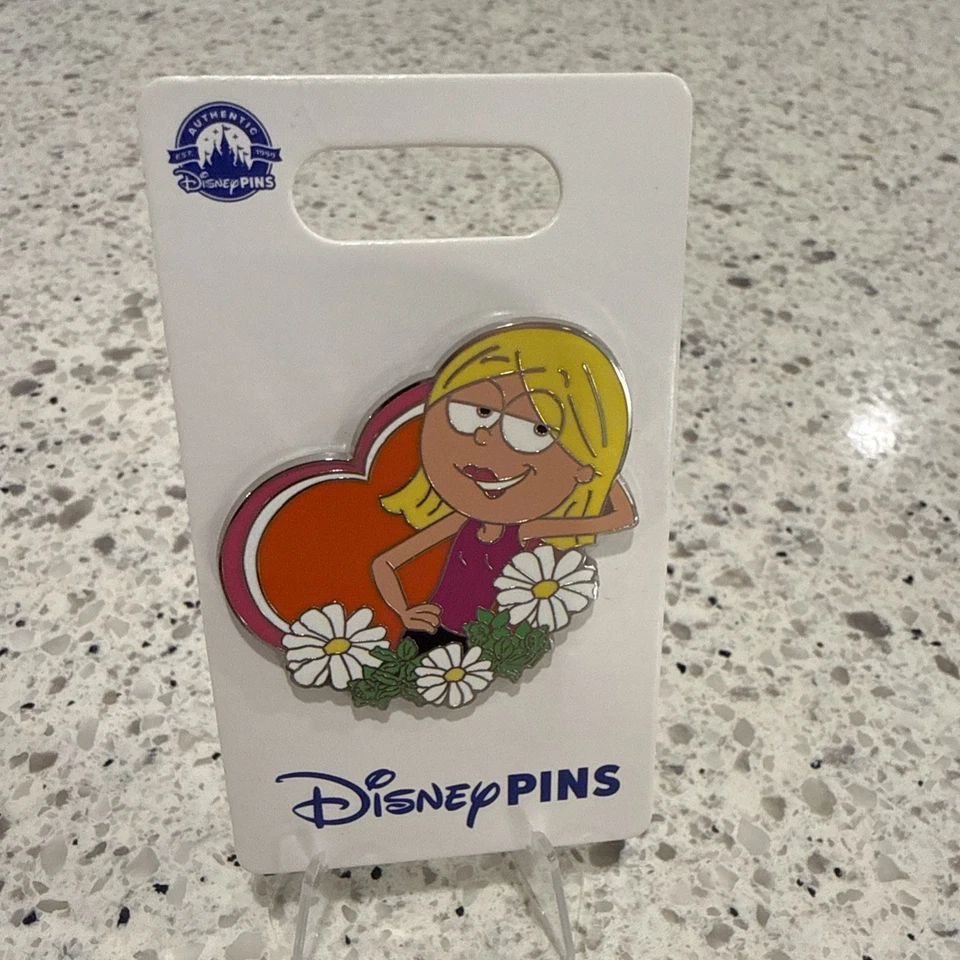 Disney Parks Pin Lizzie McGuire Heart & Flowers 2024 Disney Channel Trading Pin