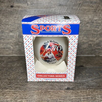 Adorno de Navidad Mark McGwire Sports Collectors Series 1998 Home Run King 70 Foto 1 de 4