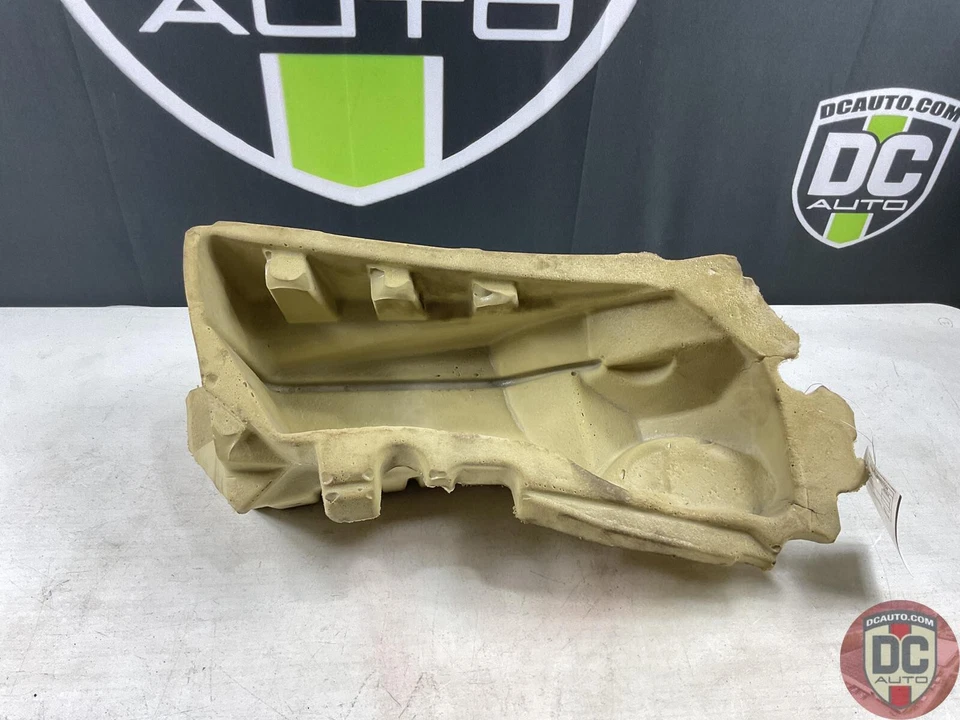 Compartimento de equipaje amortiguador de sonido derecho Porsche Cayman 2014-2016 98155666400 Foto 1 de 4