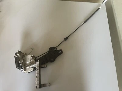 Actuador de puerta trasera derecha Dodge Durango 2011-2014 Foto 1 de 4