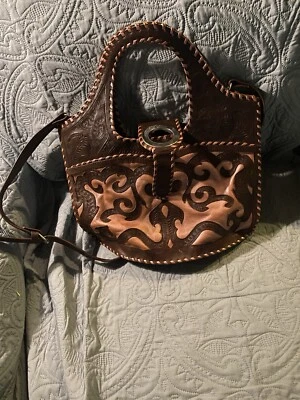 LEADERS in LEATHER Two Toned Classic Cutout Tooled Leather 2 In One Purse - Image 1 of 4