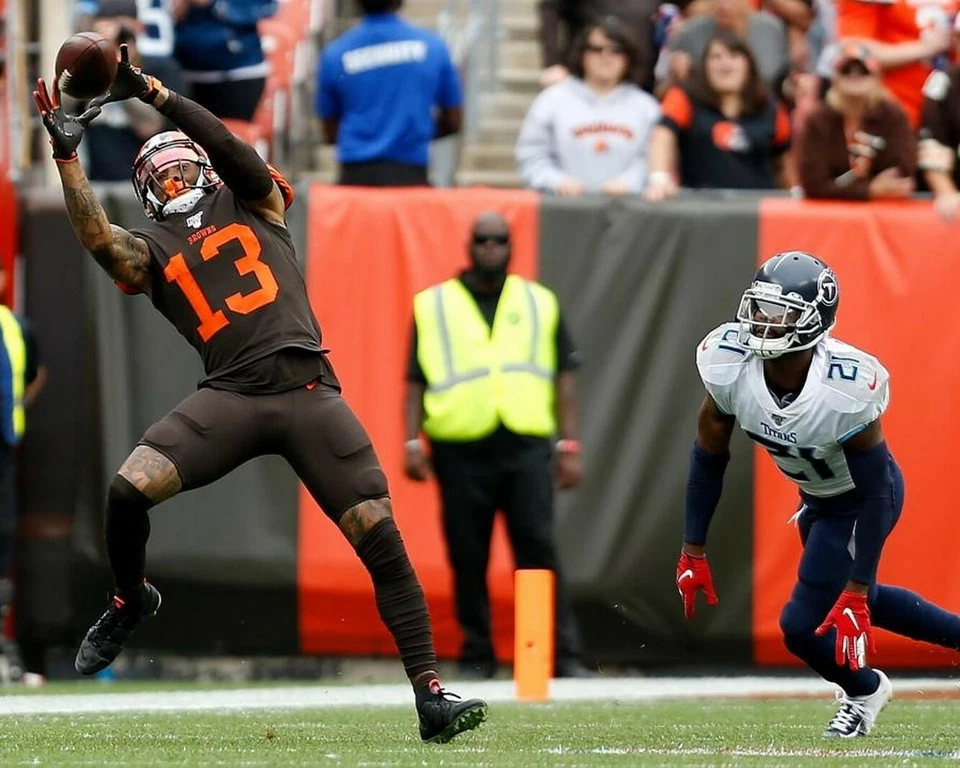 ODELL BECKHAM JR 8X10 PHOTO CLEVELAND BROWNS PICTURE NFL FOOTBALL VS TITANS Foto 1 de 1