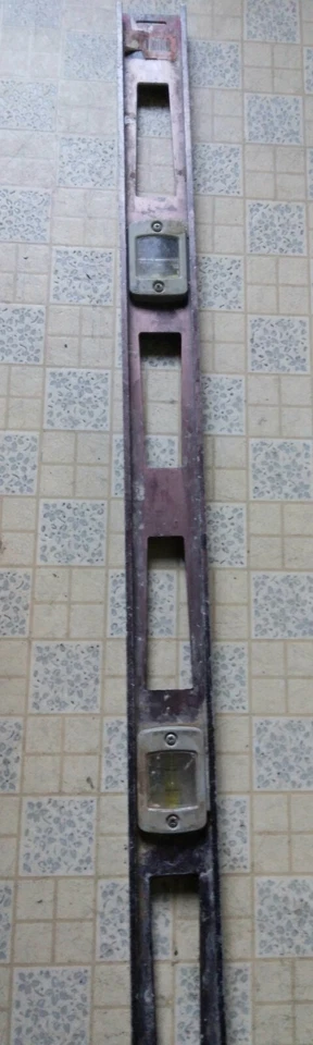 Johnson Level & Tool 48" Aluminum Level - Image 1 of 4