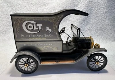Camión de reparto de armas de fuego Colt Franklin como nuevo Ford Modelo T 1913 Foto 1 de 2