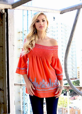 Blusa Top Para Mujer Coral Naranja Estilo Campesino Krista Lee Sasha Hombro Descubierto MED  Foto 1 de 4