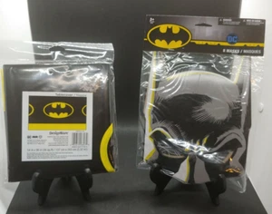 Lot Of 2 Batman Designware Party Supplies 8 Masks And Table Cloth - Picture 1 of 2