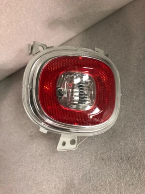 Luz antiniebla trasera izquierda conductor Fiat 500L 2012-2016 51883588 original Foto 1 de 2