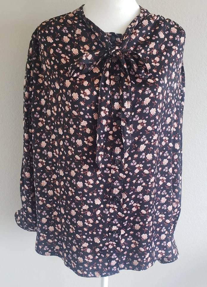 Blusa Levi's Talla Grande 3X Floral Suave Sedosa Mangas Largas Botón Arco Cuello Mujeres Foto 1 de 4
