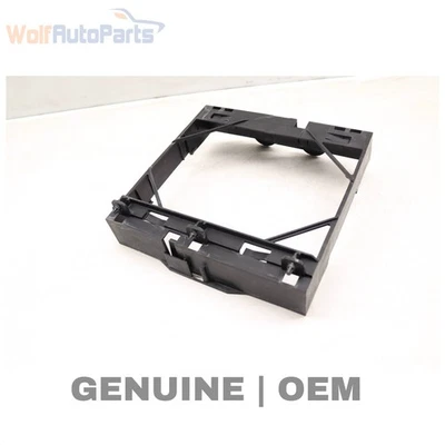 2011-2017 BMW 535I GT XDRIVE - Right Auxiliary Radiator Cover / Bracket - Image 1 of 4