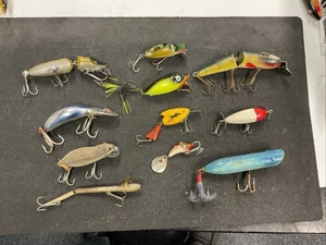 11pc  Random Vintage Fishing Lure Lot (1 Lot 1 Price) - Picture 1 of 6