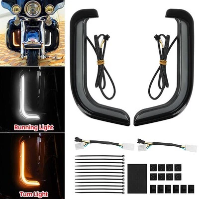 Luz LED de señal de giro con acento de carenado inferior para Harley Touring Road Glide 96-13 Foto 1 de 4