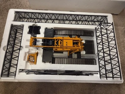 TWH Manitowoc 16000 Dielco Crane - Image 1 of 4