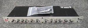 DBX 234XS 2/3/4 - Way Crossover Stereo Electronic Crossover Mono Audio Device - Picture 1 of 2