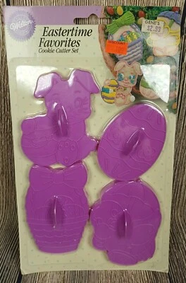 Juego de 4 cortadores de galletas Wilton vintage de plástico conejo, pollito, huevo, cesta nuevo en paquete Foto 1 de 4