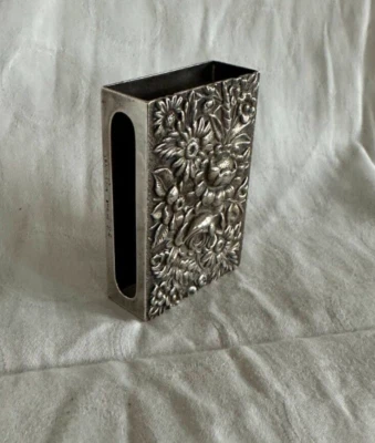 Antiguo S Kirk & Son Plata de Ley Repousse Victoriano Caja de Cerillas Estuche Soporte Foto 1 de 4