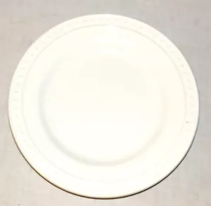 World Market Nantucket 11.1/4 inch Dinner Plate - Excellent. - Picture 1 of 2
