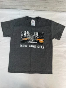 Delta Pro Weight "New York" Boys Gray Cotton Blend Short Sleeve T-Shirt Size M - Picture 1 of 3