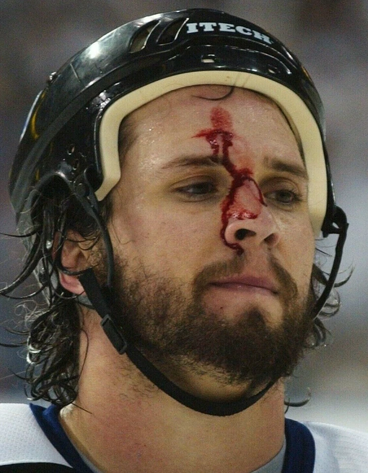 Martin St. Louis Tampa Bay Lightning Unsigned 8x10 Photo C - Image 1 of 1