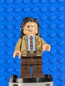 LEGO Collectible Minifigures: Marvel Studios Series 1: Loki (Variant) Set 71031 - Picture 1 of 6