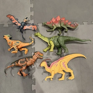 Lotto di 6 action figure dinosauro Jurassic World Park Wild Roar Sound Light FX - Foto 1 di 20
