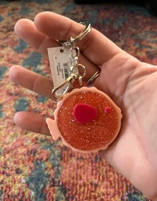 NUEVO CON ETIQUETAS NUEVO Llavero Kate Spade Pez Hinchado Rosa y Rosa Resina Brillante Foto 1 de 3