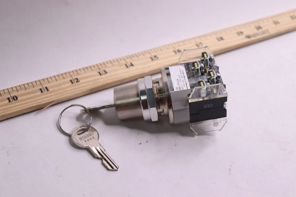 Interruptor CAT Selectro tipo 4/13 30 mm 800T-H3132B Foto 1 de 1