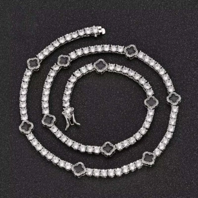 Collar de tenis trébol de cuatro hojas enchapado en oro blanco de 14 quilates con diamantes creados en laboratorio de 18" Foto 1 de 4