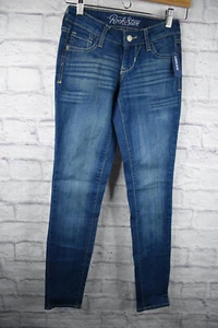 Old Navy Rockstar Skinny Jeans Womens 2 Petite - NEW - Picture 1 of 5