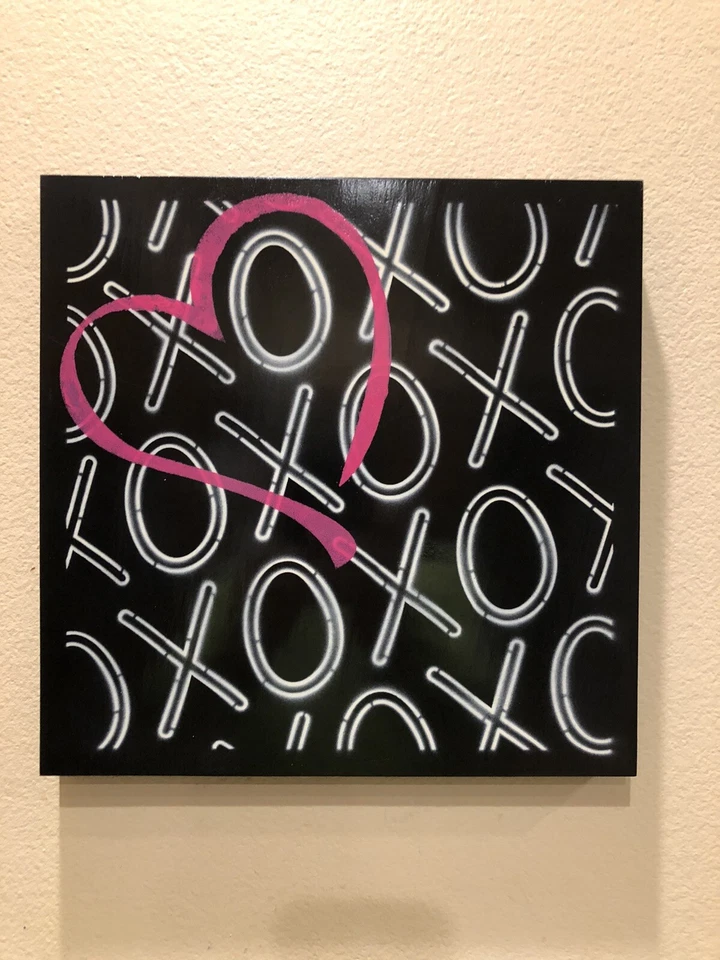 Hand Painted Wood Sign. Wood Decor. 12” X 12.” “XO XO With Heart”.   Black - Image 1 of 1